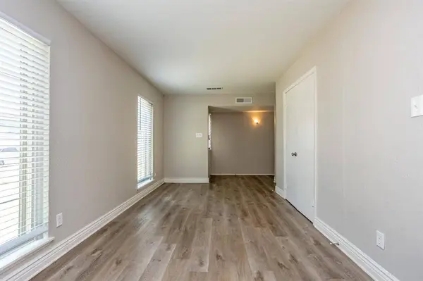 649 Eagle Drive, Desoto, TX 75115