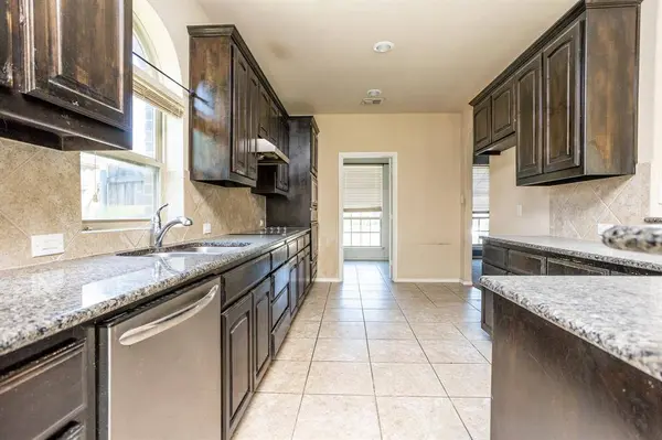 1213 Goffin Drive, Desoto, TX 75115