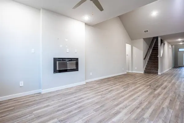 659 Bethpage Drive, Red Oak, TX 75154