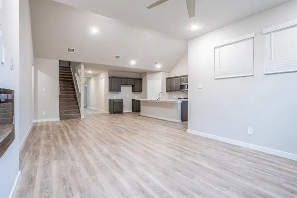659 Bethpage Drive, Red Oak, TX 75154