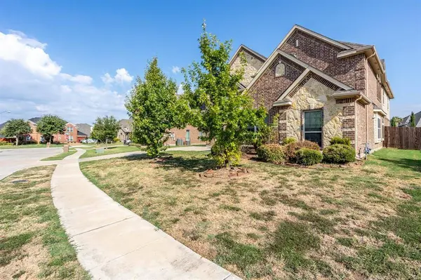 4803 Comstock Way, Mansfield, TX 76063