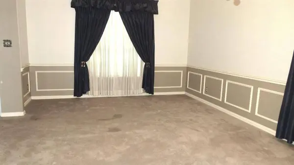 1233 High Bluff Drive, Desoto, TX 75115