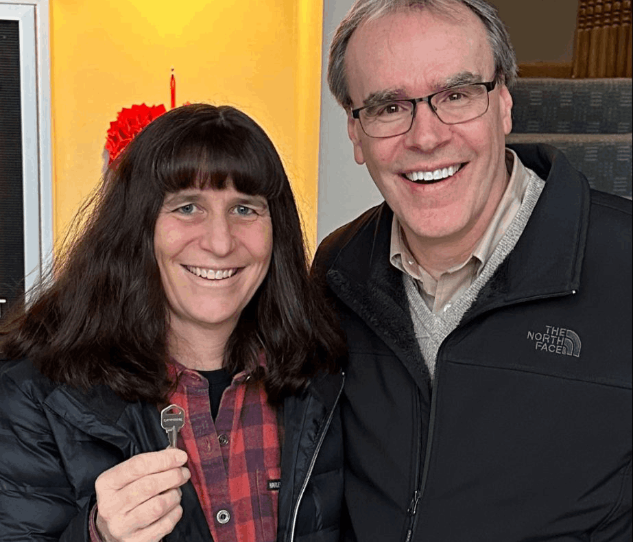 2025822_93a5933728c64ae5