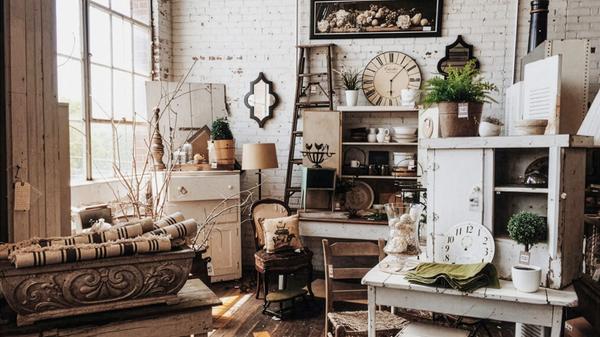 feature image of Curated Home Design: Mixing Old &amp; New to Make a Space Your Own