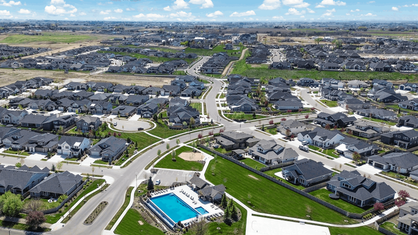 Sky Mesa: Luxury Living & An Elevated Lifestyle