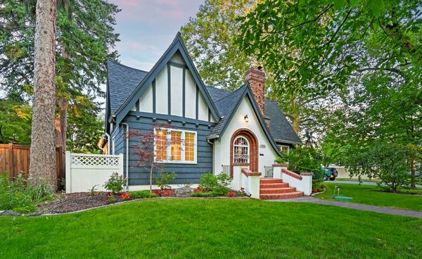 1_1700 N Harrison Blvd_CD_DUSK_Front3