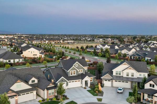 Fairbourne Community in Meridian