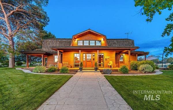 999 N Cow Horse Dr, Kuna, ID 83634