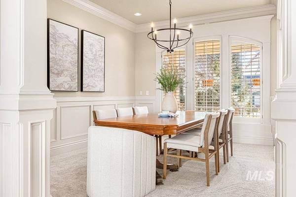 3842 E Vantage Pointe Ln, Meridian, ID 83642