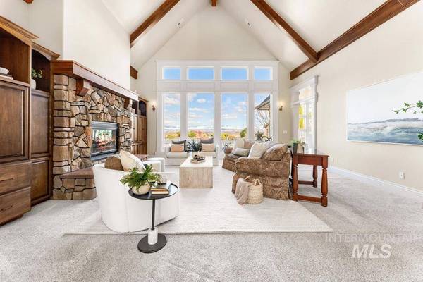 3842 E Vantage Pointe Ln, Meridian, ID 83642