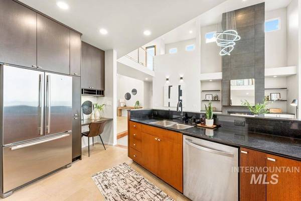 3994 W Quail Ridge Dr, Boise, ID 83703