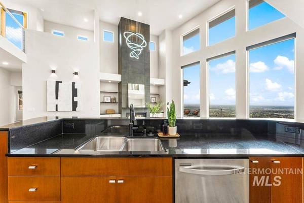 3994 W Quail Ridge Dr, Boise, ID 83703