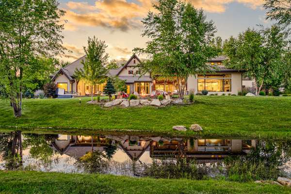 1582 E Rivers End Ct, Eagle, ID 83616