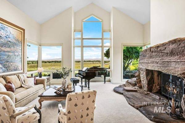 7270 N Tree Haven Pl, Meridian, ID 83646
