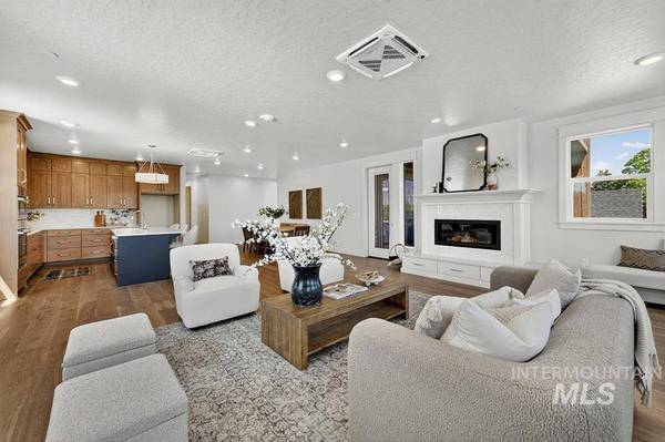 148 E State Street, Eagle, Eagle, ID 83616