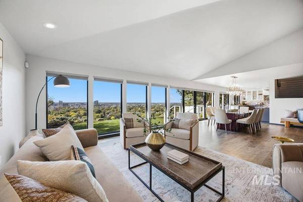 405 W Summit Ridge Rd, Boise, ID 83702