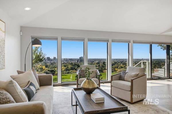 405 W Summit Ridge Rd, Boise, ID 83702