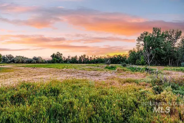 TBD W Duck Alley Rd, Eagle, ID 83616