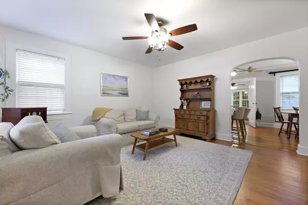 2343 Herndon Dr, Charleston, SC 29414