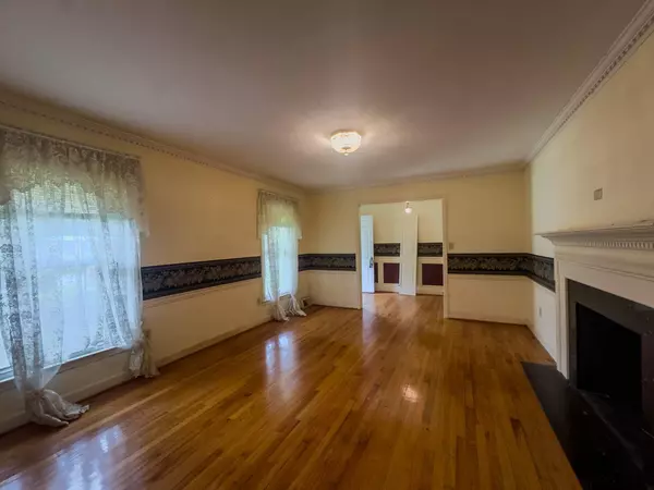 109 Quaker St, Saint George, SC 29477