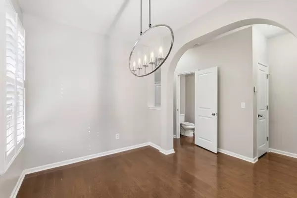 847 Bibury Ct, Charleston, SC 29414