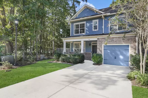 847 Bibury Ct, Charleston, SC 29414