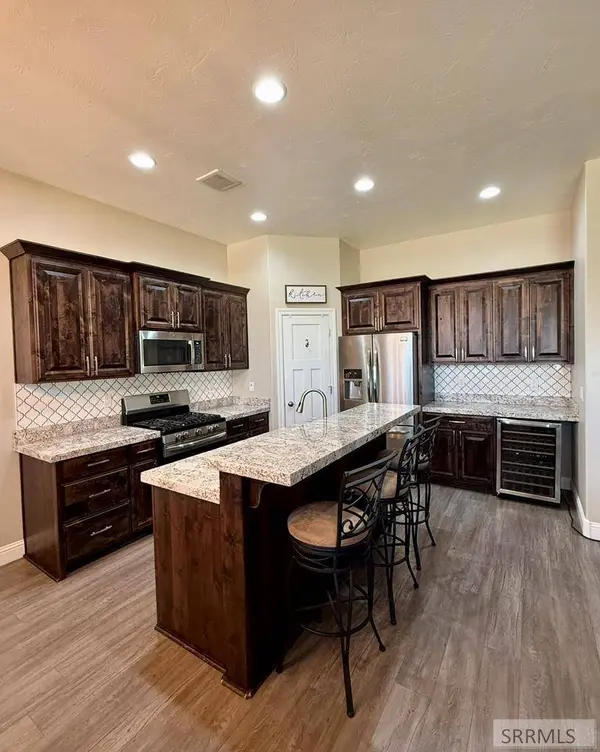 5138 Brylee Way, Iona, ID 83427