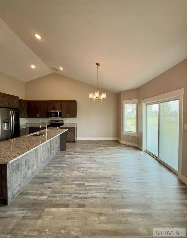 1406 N 615 E, Shelley, ID 83274