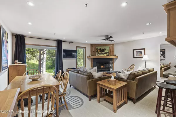 3944 S LAKE CREEK DRIVE #2-3-1, Wilson, WY 83014