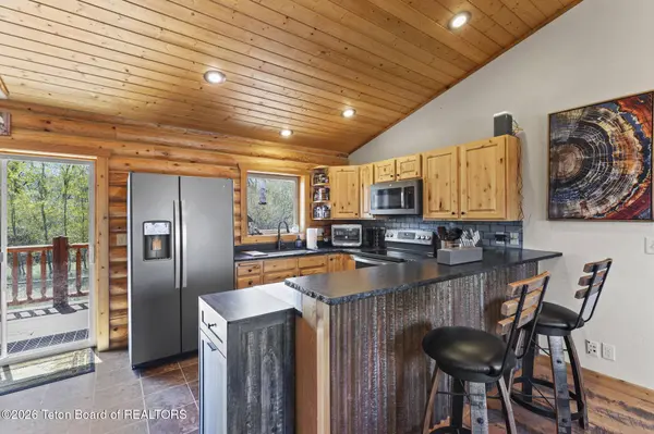 785 W HWY 33, Tetonia, ID 83452