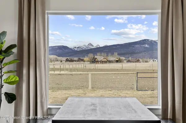 1449 BUCKSKIN Loop, Victor, ID 83455