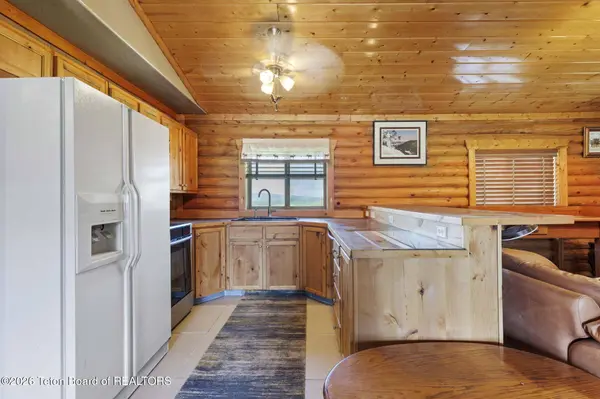 4589 PINNACLE Trail, Victor, ID 83455