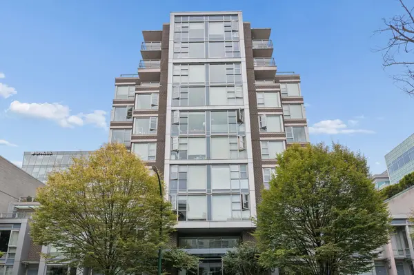 538 W 7th Ave #906, Vancouver, BC V5Z 1B3