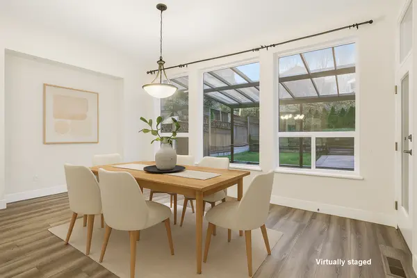 10428 McEachern St, Maple Ridge, BC V2W 0H8