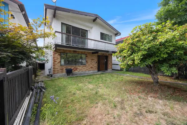 4355 Inverness St, Vancouver, BC V5V 4X1
