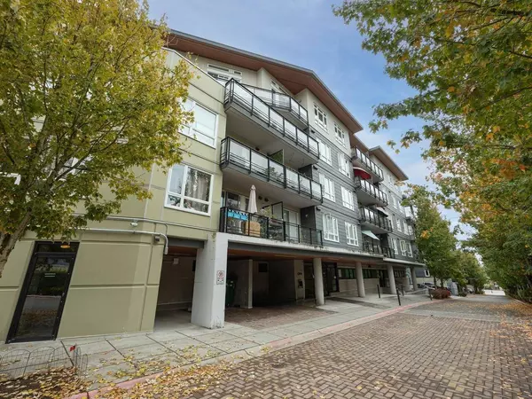 13919 Fraser HWY #205, Surrey, BC V3T 4E6