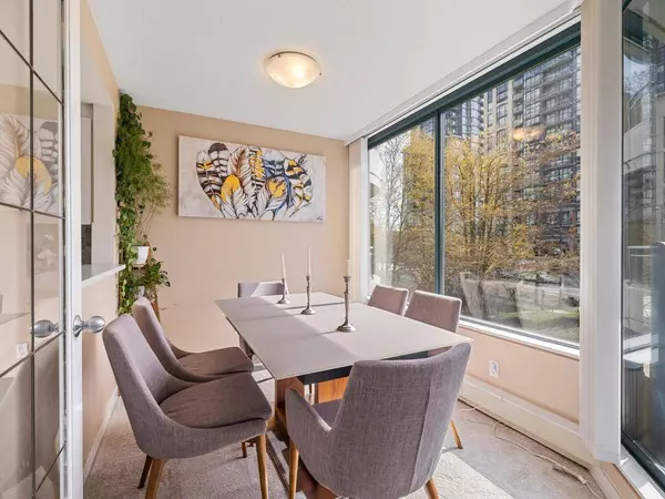 13353 108 AVE #203, Surrey, BC V3T 5T5