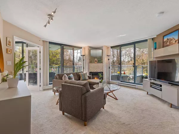 13353 108 AVE #203, Surrey, BC V3T 5T5