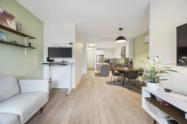 3399 Noel DR #209, Burnaby, BC V3J 0G8