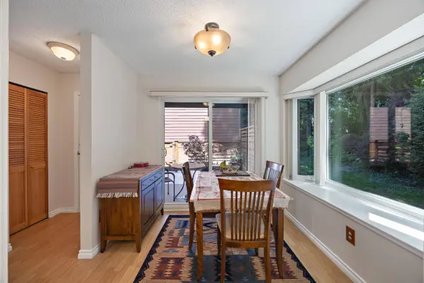 4384 Garden Grove DR, Burnaby, BC V5G 4G6
