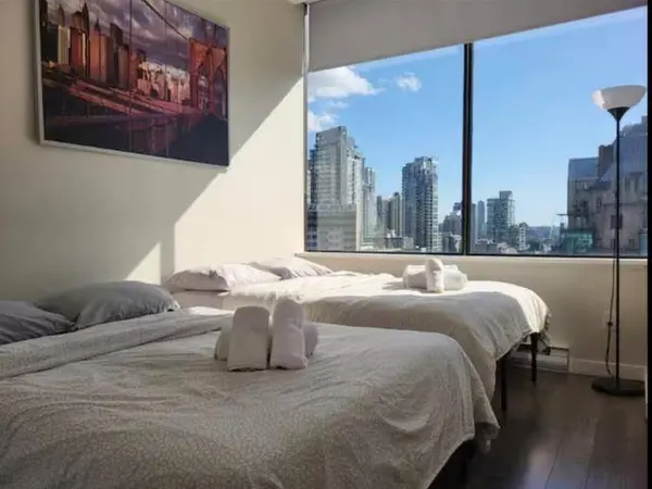 1010 Howe ST #909, Vancouver, BC V6Z 1P5