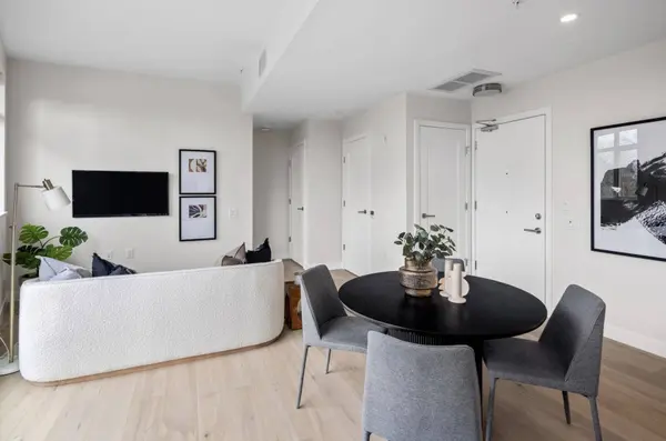5005 Ash ST #302, Vancouver, BC V5Z 0K8
