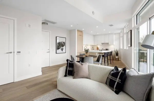 5005 Ash ST #302, Vancouver, BC V5Z 0K8