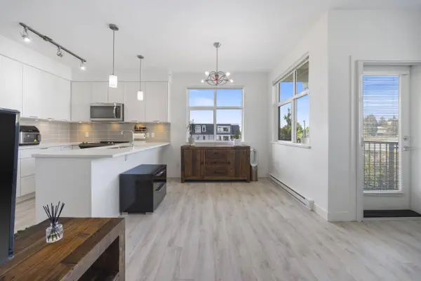 828 Gauthier AVE #417, Coquitlam, BC V3K 0E9