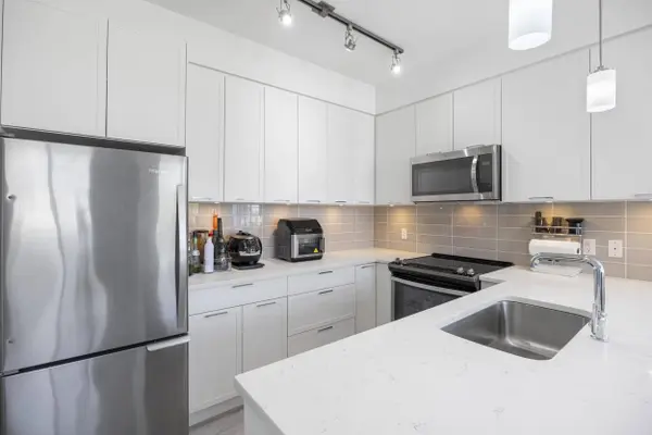828 Gauthier AVE #417