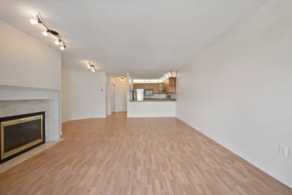 48 Richmond ST #306, New Westminster, BC V3L 5P4