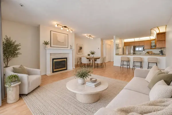48 Richmond ST #306, New Westminster, BC V3L 5P4
