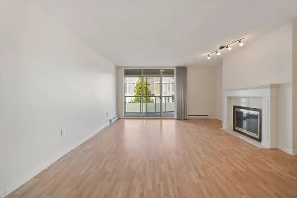 48 Richmond ST #306, New Westminster, BC V3L 5P4