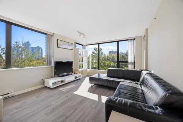 7108 Collier ST #307, Burnaby, BC V5E 0A1