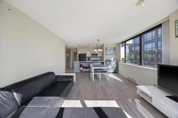 7108 Collier ST #307, Burnaby, BC V5E 0A1